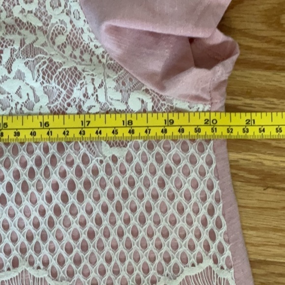 NEW Directions Lace Front Blouse - Picture 5 of 8